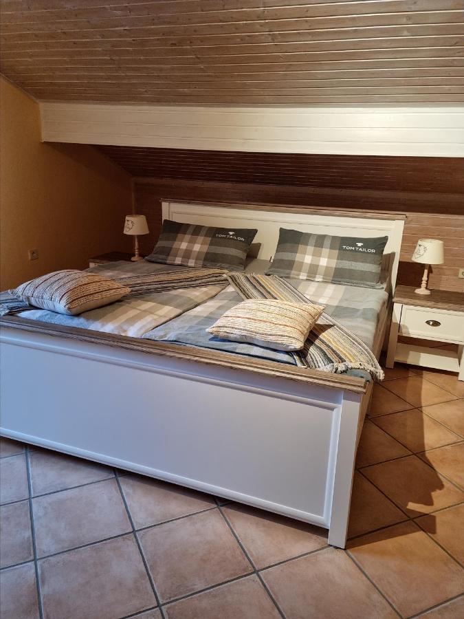 Ferienwohnung Am Zeitenweg Windeck Екстер'єр фото