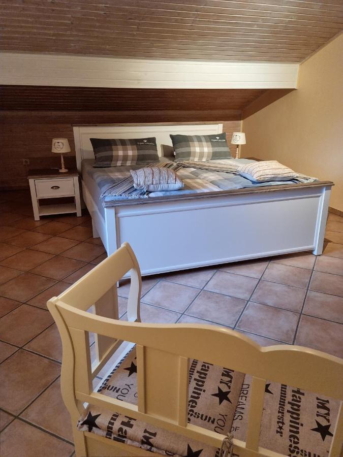 Ferienwohnung Am Zeitenweg Windeck Екстер'єр фото