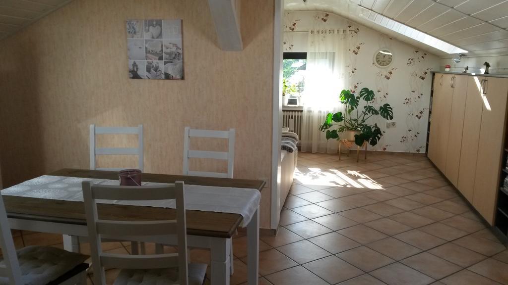 Ferienwohnung Am Zeitenweg Windeck Екстер'єр фото