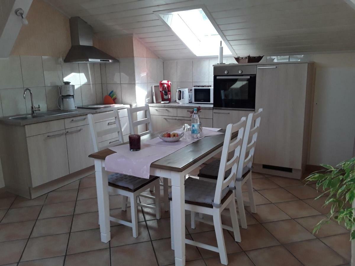 Ferienwohnung Am Zeitenweg Windeck Екстер'єр фото