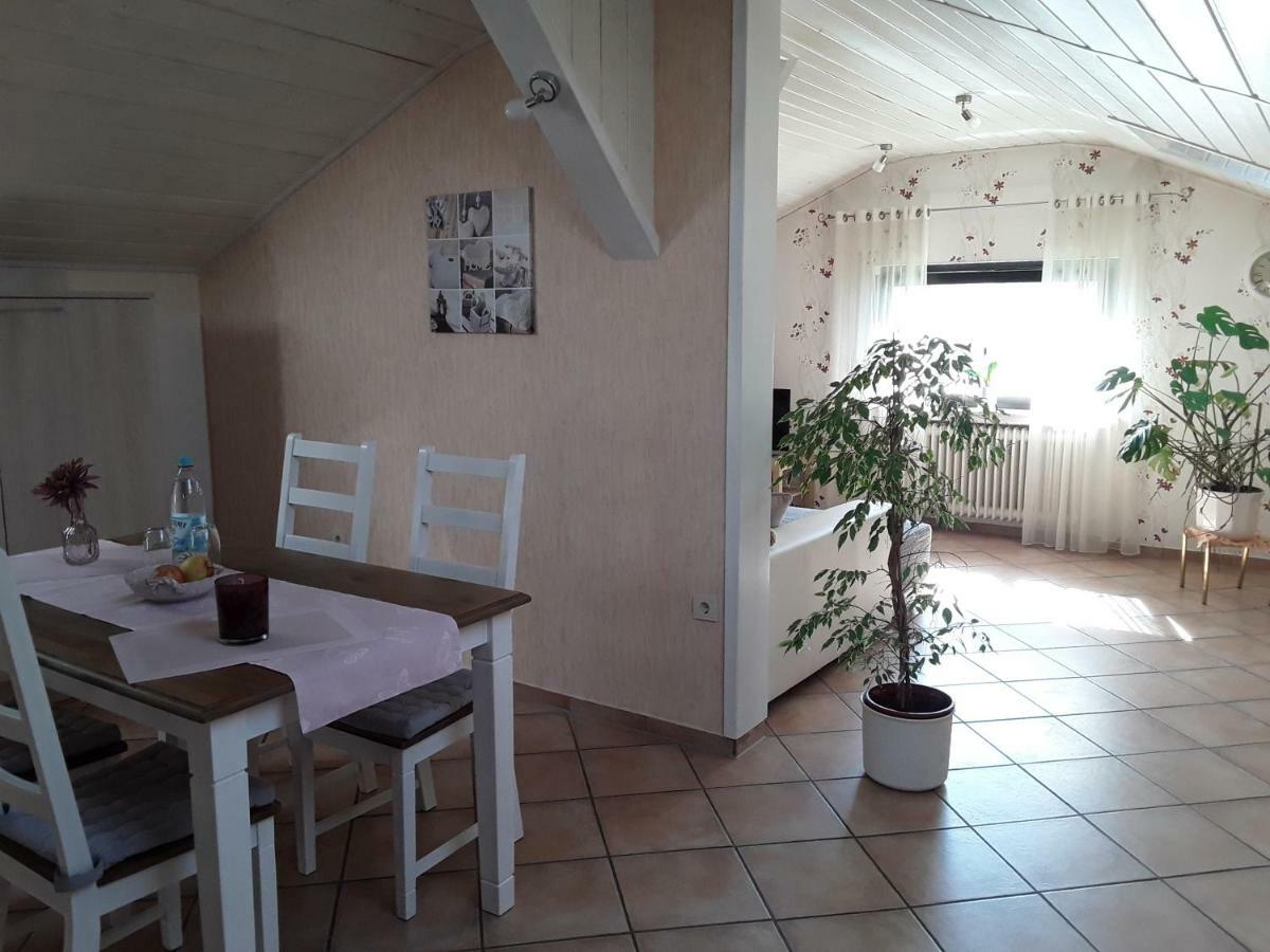 Ferienwohnung Am Zeitenweg Windeck Екстер'єр фото